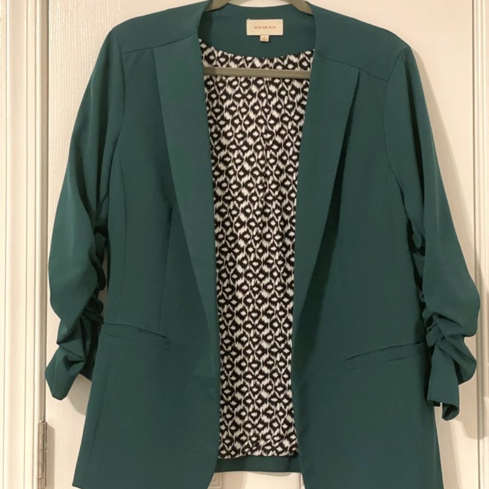 Skies are Blue Raja Collarless Blazer